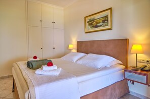 1 dormitorio, caja fuerte, tabla de planchar con plancha y wifi gratis