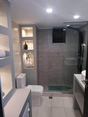 Villa, 3 Bedrooms | Bathroom - Garden Family Villa - Falasarna & Balos (Kissamos)