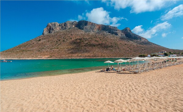 Beach nearby - Gorgeous Villa with Garden - Stavros Beach (Chania)