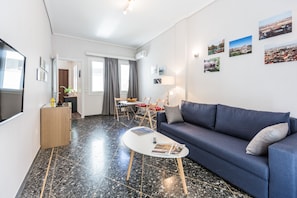 Apartment, 1 Bedroom | Living room