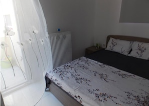 Apartamento Deluxe | 1 dormitorio, sistema de insonorización, tabla de planchar con plancha