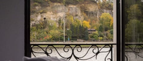 Tweepersoonskamer | Uitzicht vanaf balkon