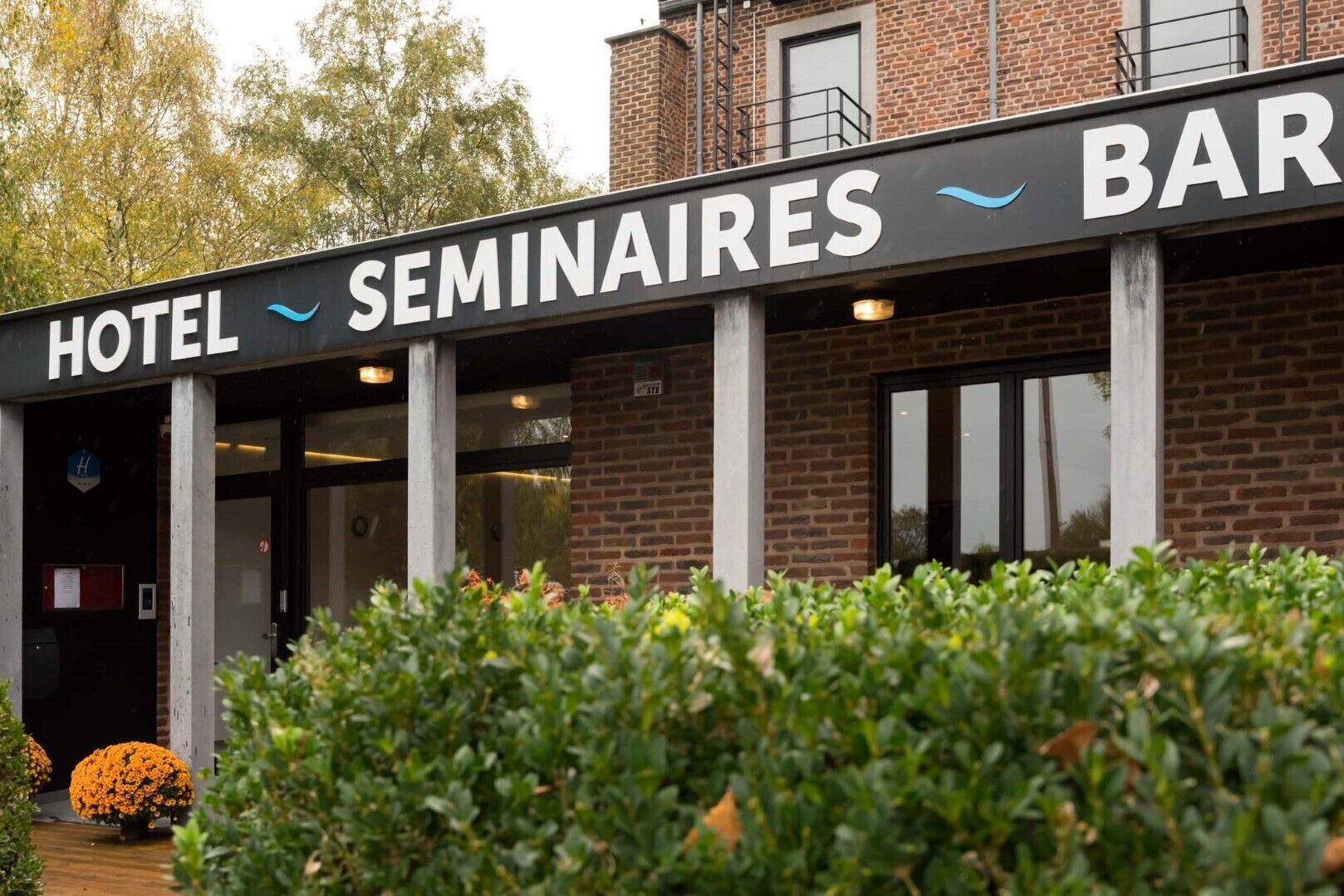 مدخل المنشأة