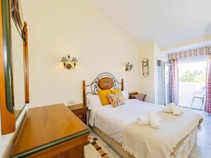 1 bedroom, desk, iron/ironing board, travel cot