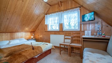 Kamar Triple Tradisional | Wi-Fi gratis dan seprai linen