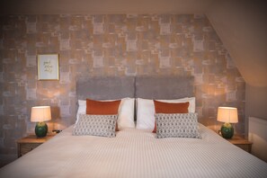 Apartment, 2 Bedrooms | 2 bedrooms, iron/ironing board, free WiFi, bed sheets
