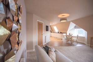 Apartment, 2 Schlafzimmer | Wohnbereich