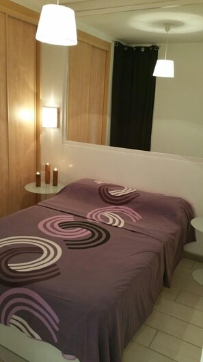 1 bedroom, in-room safe, desk, iron/ironing board