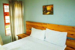 Individuelt innredet, skrivebord, skrivebord for bærbar PC og lydisolert