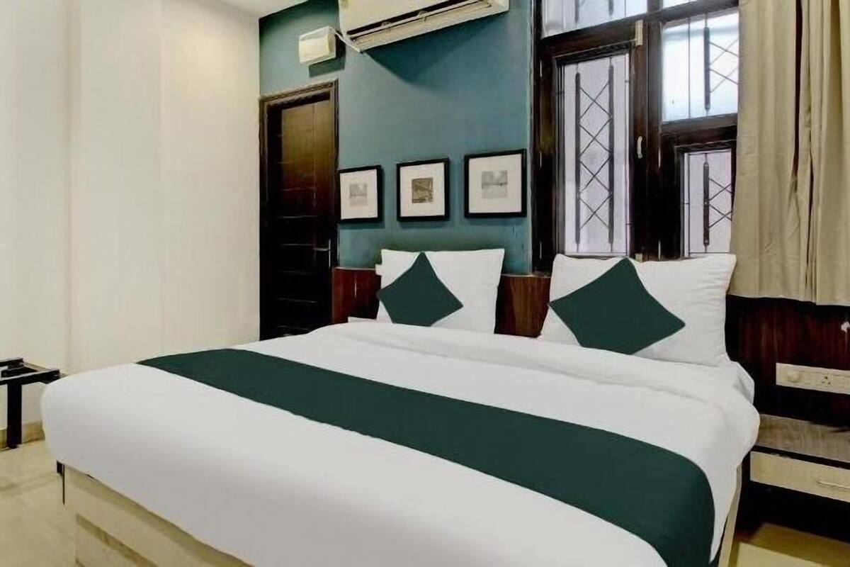 Family Room | Laptop workspace, free WiFi, wheelchair access