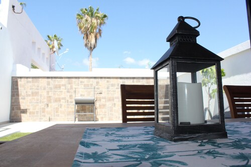 Gran terraza, BBQ y relax en Playa Paraiso