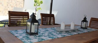 Gran terraza, BBQ y relax en Playa Paraiso