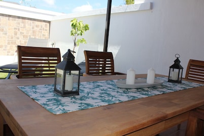 Gran terraza, BBQ y relax en Playa Paraiso