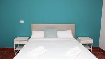 2 slaapkamers, een strijkplank/strijkijzer, gratis wifi, beddengoed