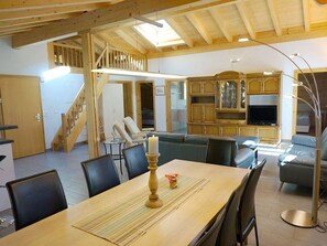 Interior - Nice apartment for 6 people with WIFI, balcony and pets allowed (Gsteig)