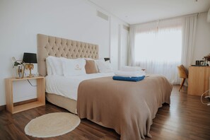 Standard Double Room (Canto) | Premium bedding, memory-foam beds, individually decorated - Hotel Boutique Hort de Nal (Elche)