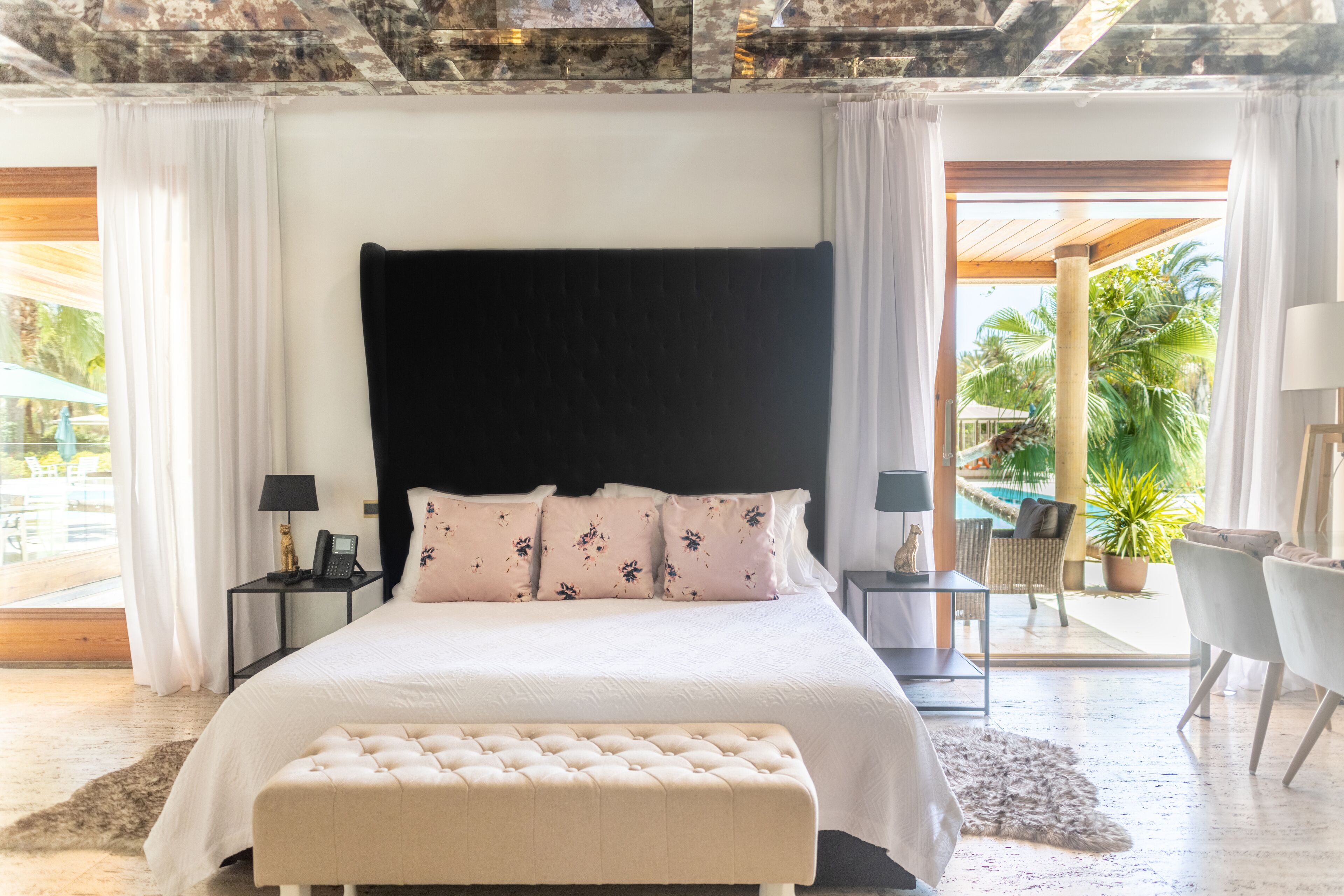 Habitación doble, accesible para personas con discapacidad (Misteri) | Ropa de cama de alta calidad y colchones viscoelásticos