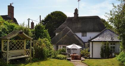 Alojamiento de 3 habitaciones en Farnham, near Blandford Forum