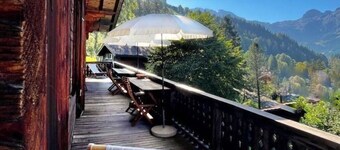 Cosy apartment for 8 guests with WIFI, balcony and pets allowed