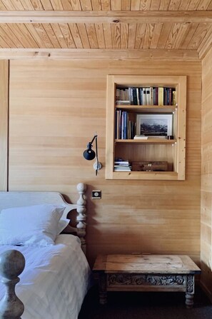 4 bedrooms, free WiFi, bed sheets