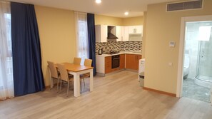 Coffee/tea maker, electric kettle - Skyblue Istanbul Hotel (Tuzla)