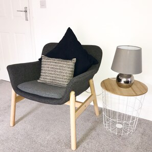 Interior - Bellevue Apartment (Bristol)