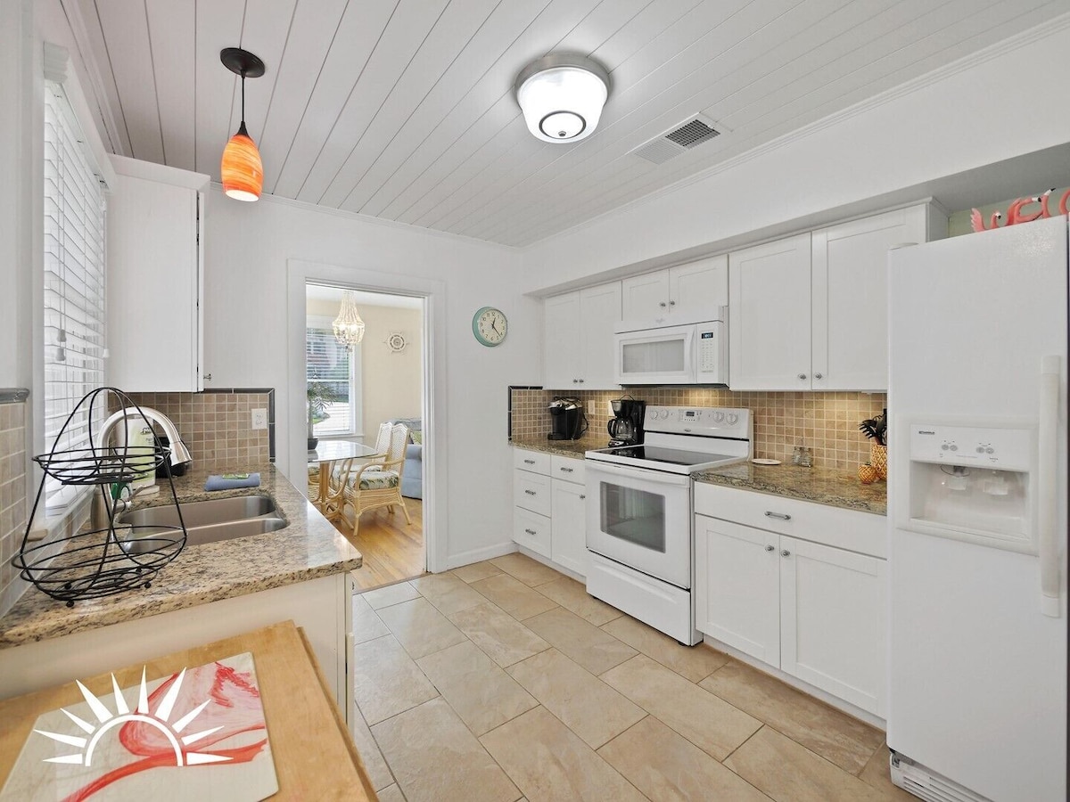 Photo 8 of Dog Friendly bungalow with private fenced pool just one mile from Historic