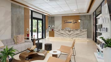 Espace de soins en plein air, sauna, bain Ă remous, hammam, hammam