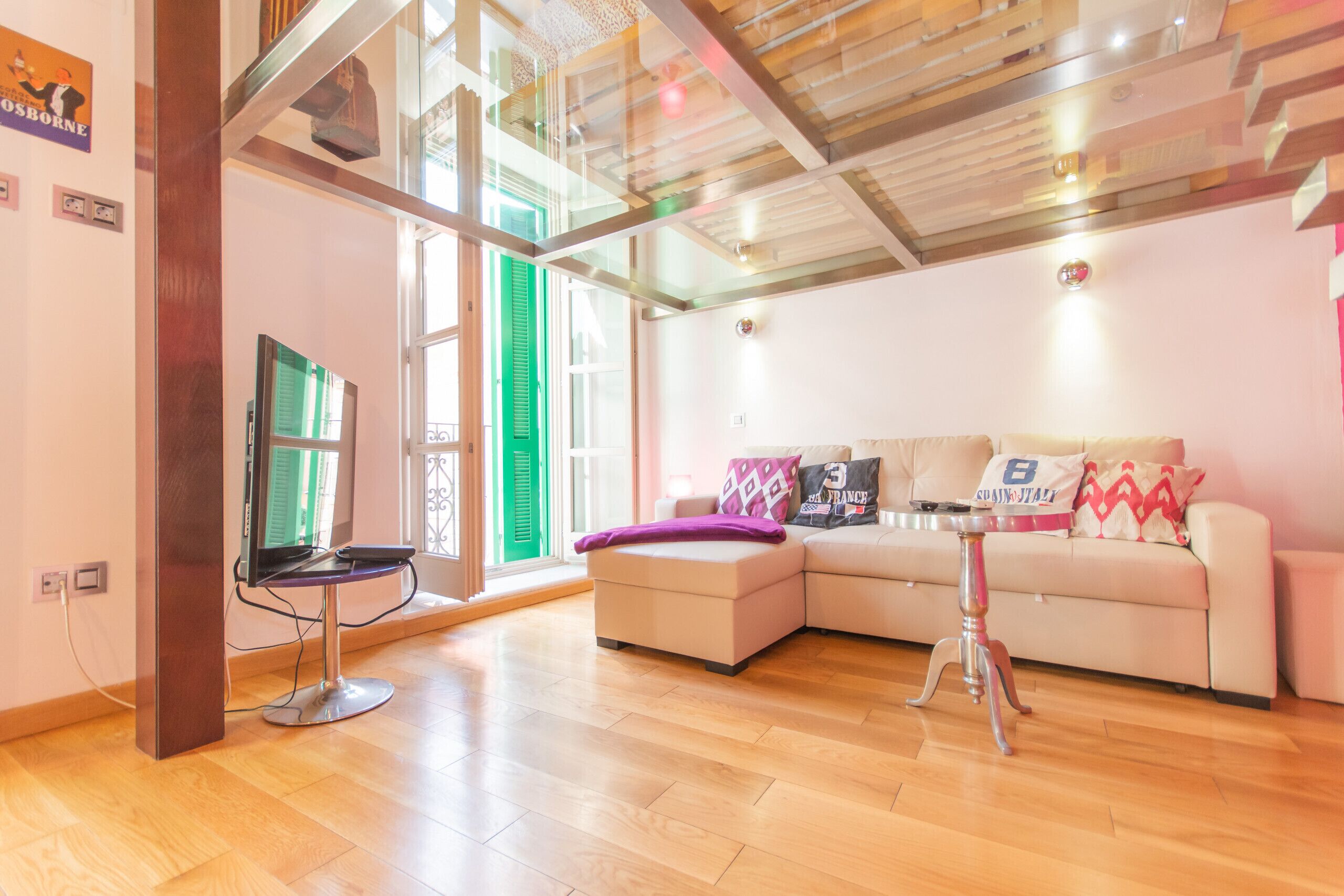 Cubo's Estudio Carreteria 33 2a / City Center / Pool / Free Wifi - Malaga