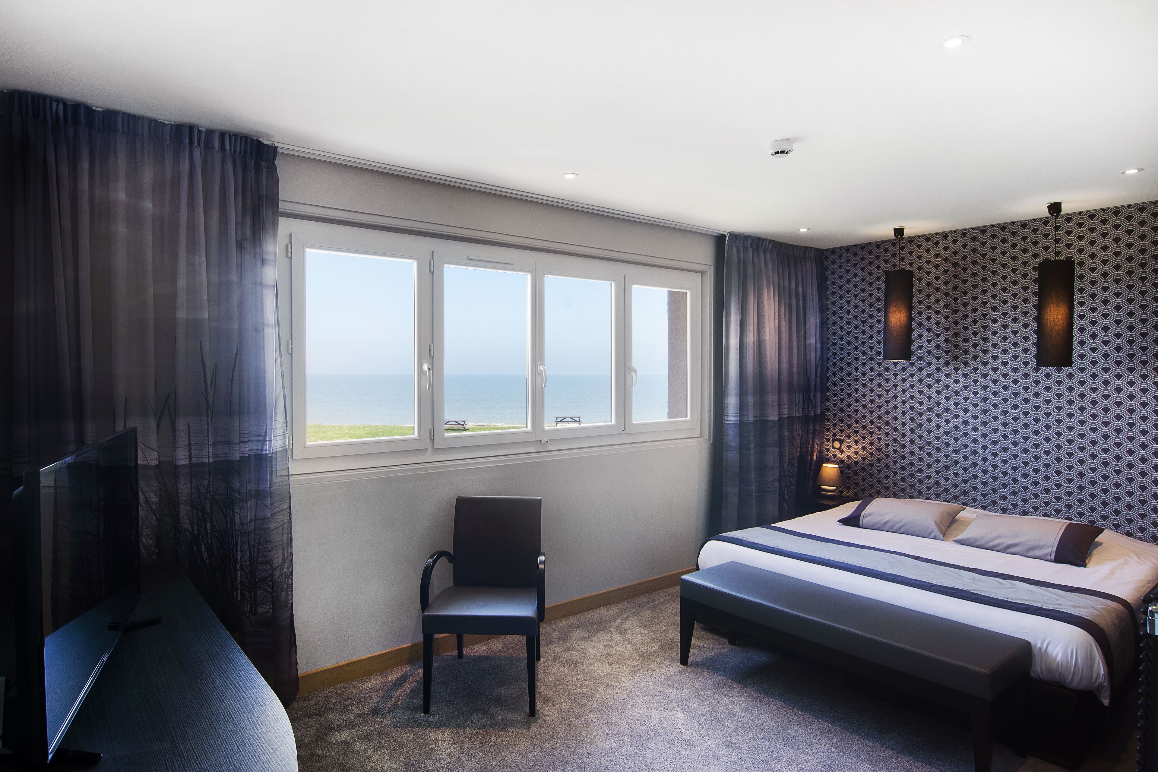 family suite, sea view | in-room safe, laptop workspace, iron/ironing board, free wifi