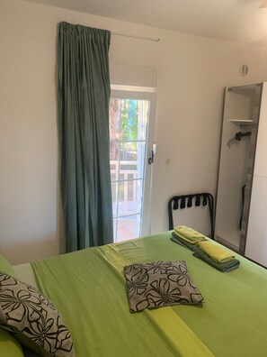 1 bedroom, in-room safe, free WiFi, bed sheets - Apartment in Vrsi with Balcony, Air condition, WIFI (4824-2) (Vrsi)