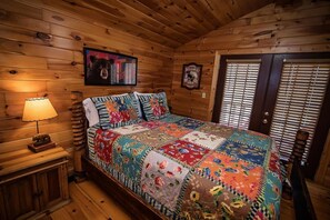 Desk, free WiFi, bed sheets - Bear Necessities - Hochatown/ Broken Bow - 3 bd (Broken Bow)