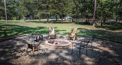 Big Buck Inn- Broken Bow/Hochatown- 2bd