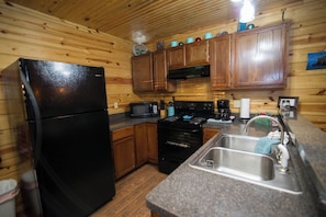 Oven, stovetop, coffee/tea maker, toaster