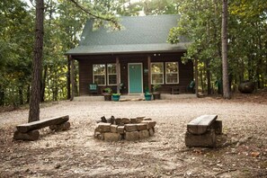 Unclassified image, 4 of 27, button