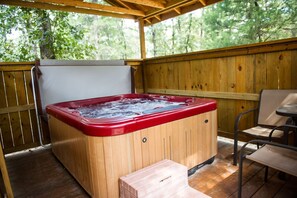 Bain à remous extérieur