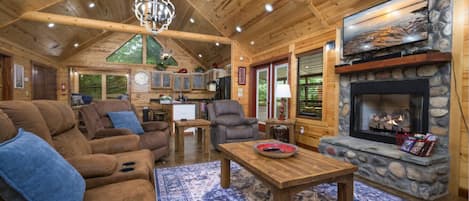 Televisión, chimenea