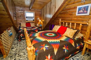 2 室のベッドルーム、WiFi (無料)