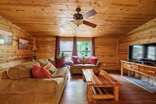 Eagle`s Landing- Broken Bow/Hochatown- 5bd