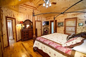 3 habitaciones, escritorio, wifi gratis y ropa de cama 