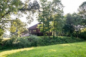 Property grounds - Hidden Valley Retreat- Broken Bow/Hochatown- 2bd (Smithville)