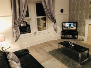 Fernseher, DVD-Player