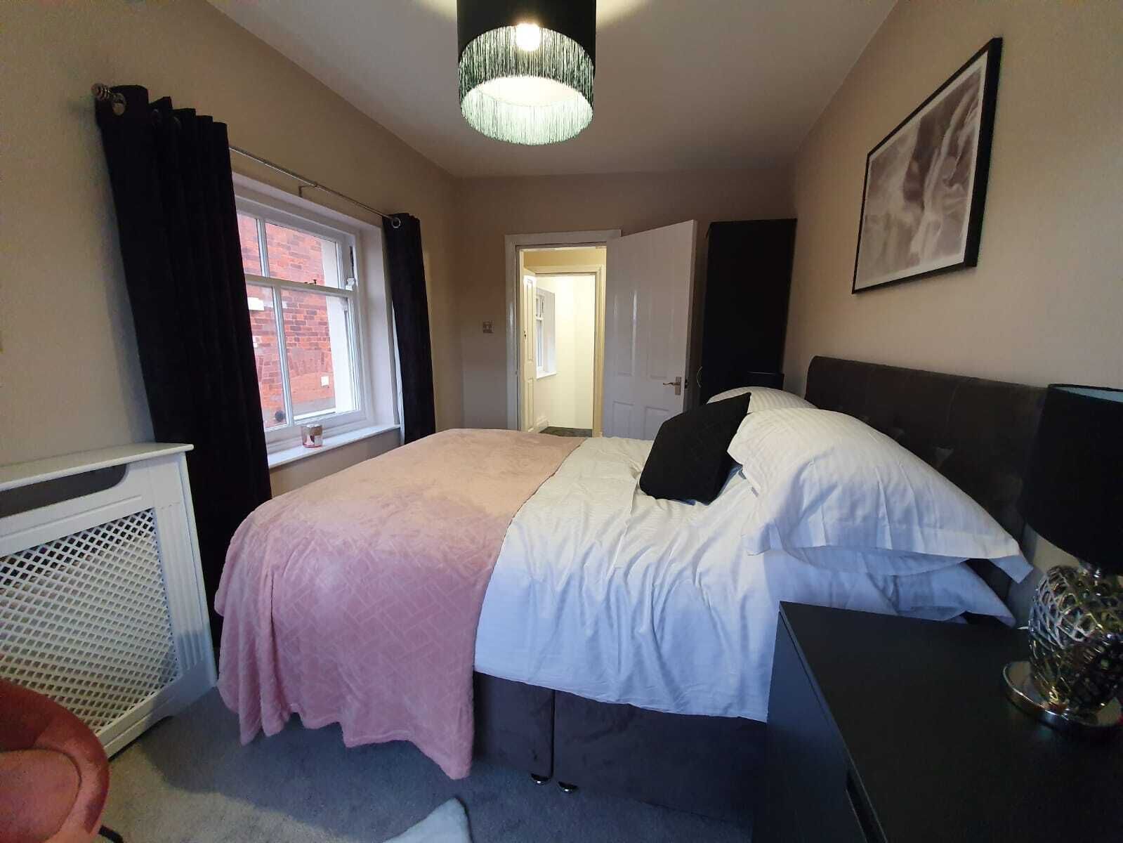 Highcliffe Holiday Apartments, ThorntonCleveleys Info, Photos