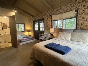 2 chambres, Wi-Fi gratuit, draps fournis