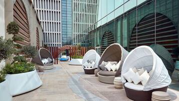 2 outdoor pools, pool umbrellas, sun loungers