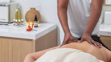 2 treatment rooms