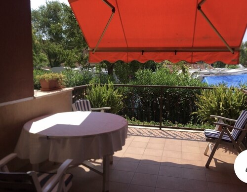 Appartement à 200m de la mer