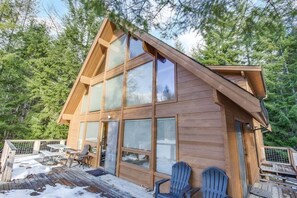 Exterior - Trails End | Hot Tub, Starlink, Woodstove (Packwood)