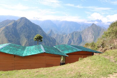 Llactapata Lodge Overlooking MachuPicchu