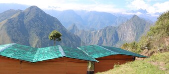 Llactapata Lodge Overlooking MachuPicchu